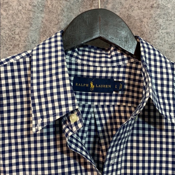 Excellent condition Ralph Lauren button down large - Picture 5 of 5